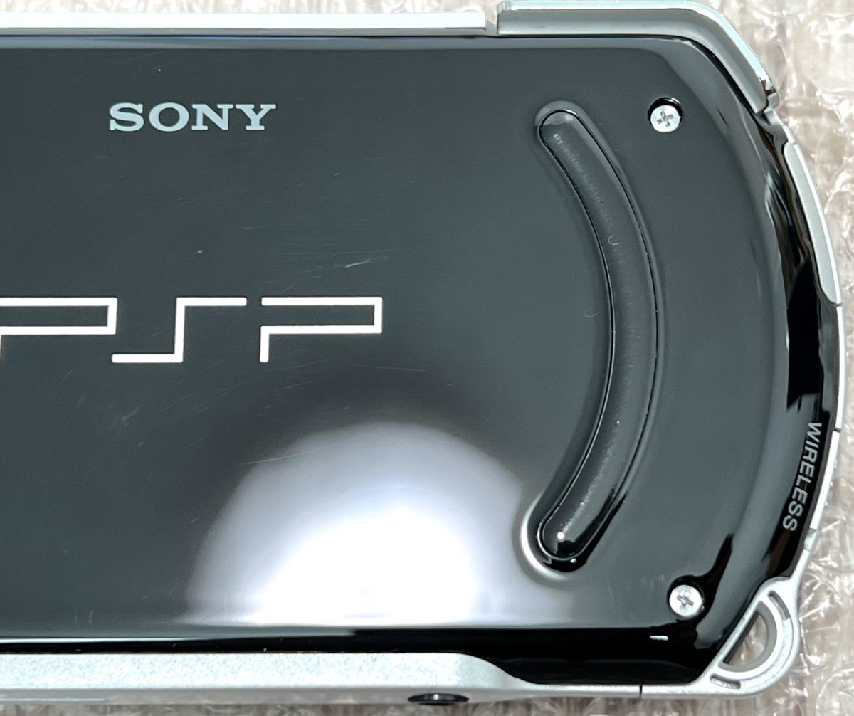 〈本体準美品・動作確認済み〉PSP go N1000 本体 ピアノブラック＋アルミケース PlayStation Portable go プレイステーション ポータブル_画像6