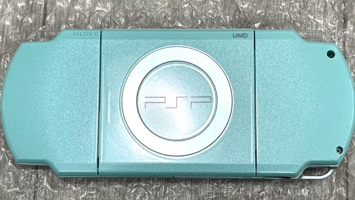 美品・画面無傷・動作確認済み〉PSP-2000 本体 ミントグリーン 美品・画面無傷・動作確認済み〉PSP-2000 本体 ミントグリーン