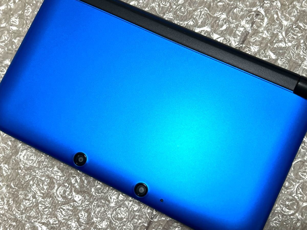 〈準美品・画面無傷・動作確認済み〉ニンテンドー3DSLL 本体 ブルー×ブラック SPR-001 充電器 NINTENDO 3DS LL Blue Black_画像3
