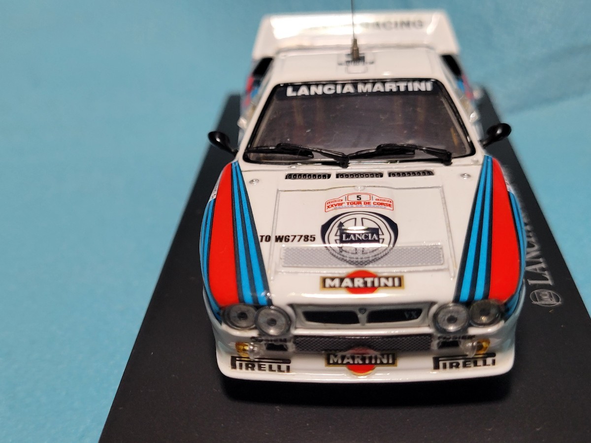 新品未展示　京商　LANCIA RALLY 037 1/43_画像6