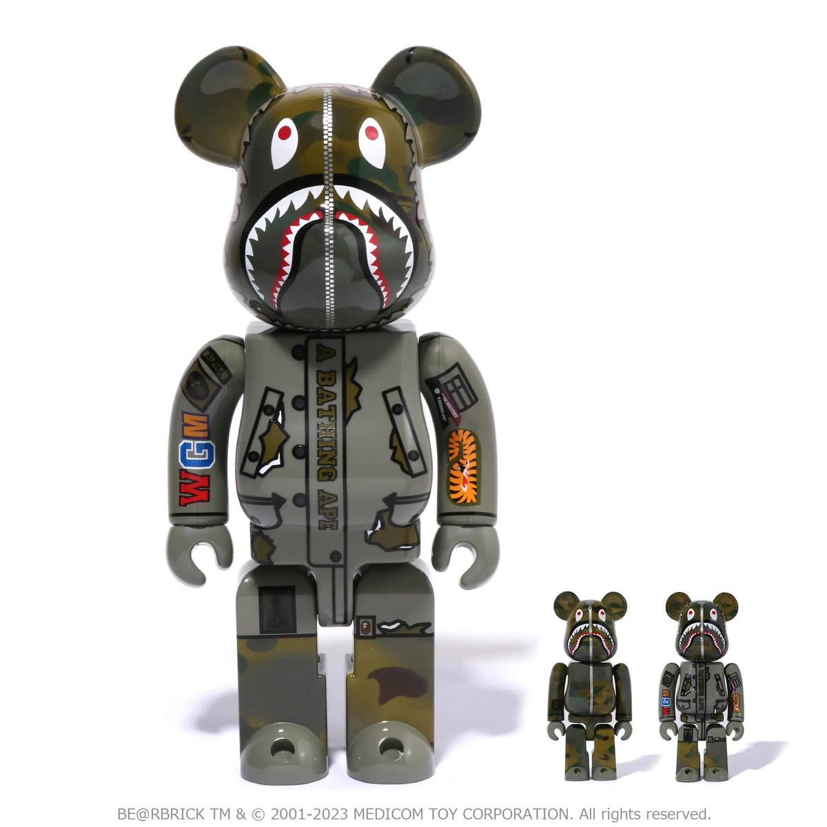 BAPE x BE@RBRICK x ALPHA CAMO SHARK 2023 100% & 400% ベアブリック ベイプ アルファ カモ シャーク A BATHING APE アベイシング エイプ_画像1