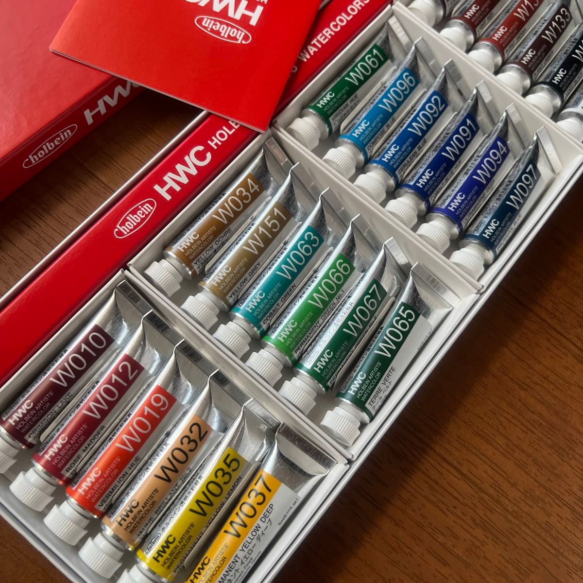 ホルベイン HOLBEIN ／透明水彩絵具 5ml W405 24色セット 絵の具セット