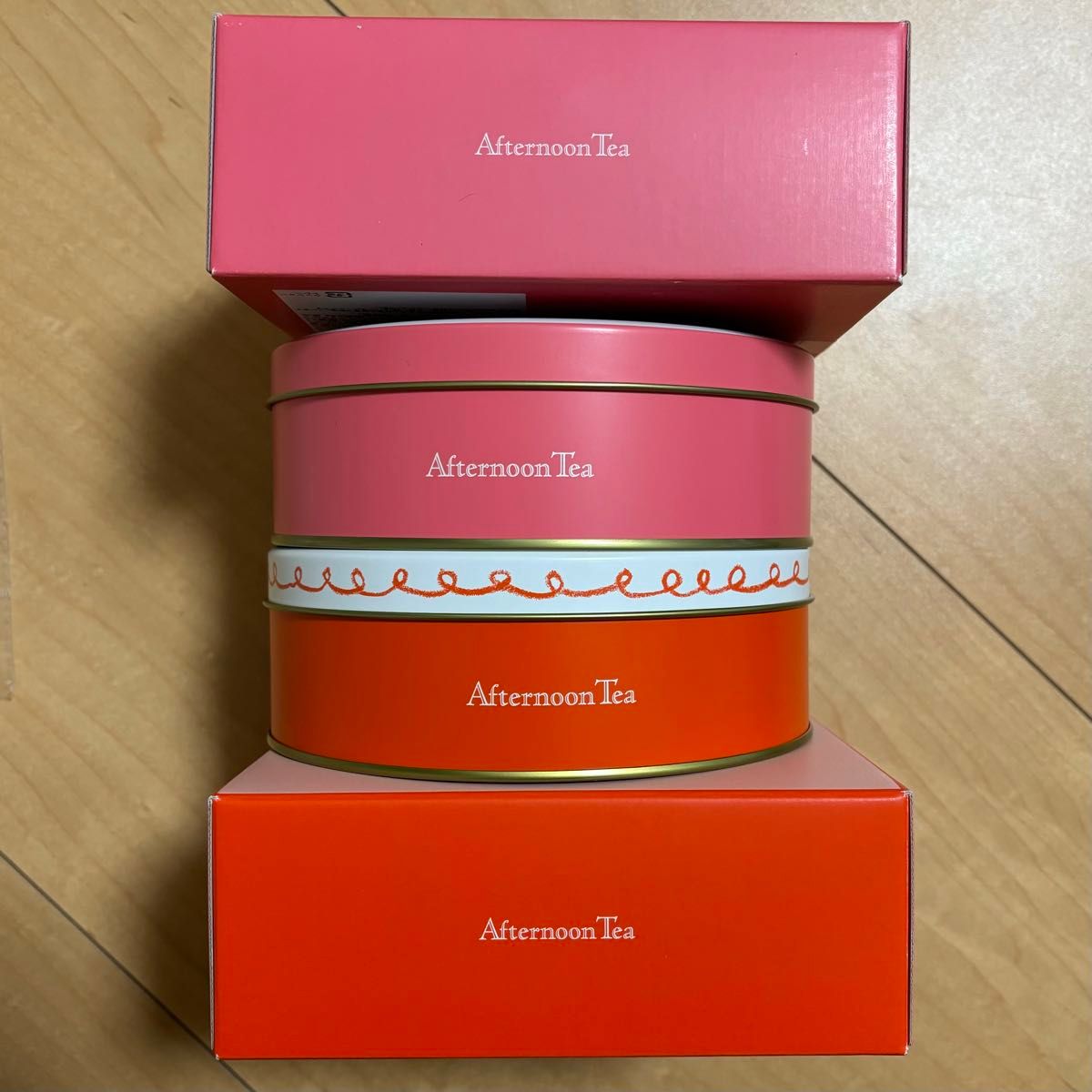 AfternoonTea TEAROOM ニューイヤーズバッグ 福袋 2023&2024 限定デザインクッキー空き缶セット