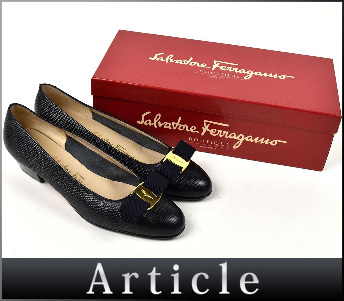 165579◇美品 Ferragamo フェラガモ ヴァラリボン パンプス シューズ 靴 6C 23cm 型押しレザー ネイビー 紺 通勤 レディース 箱付/ F_画像1