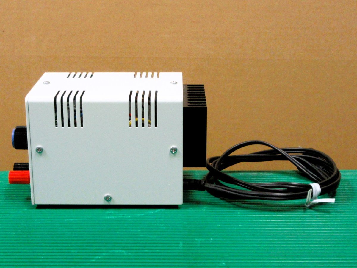 Sunhayato/サンハヤト DK-910 DC Power Supply 1.5V/3V/3.3V/5V/6V/9V/12V/15V 未検査品_画像4