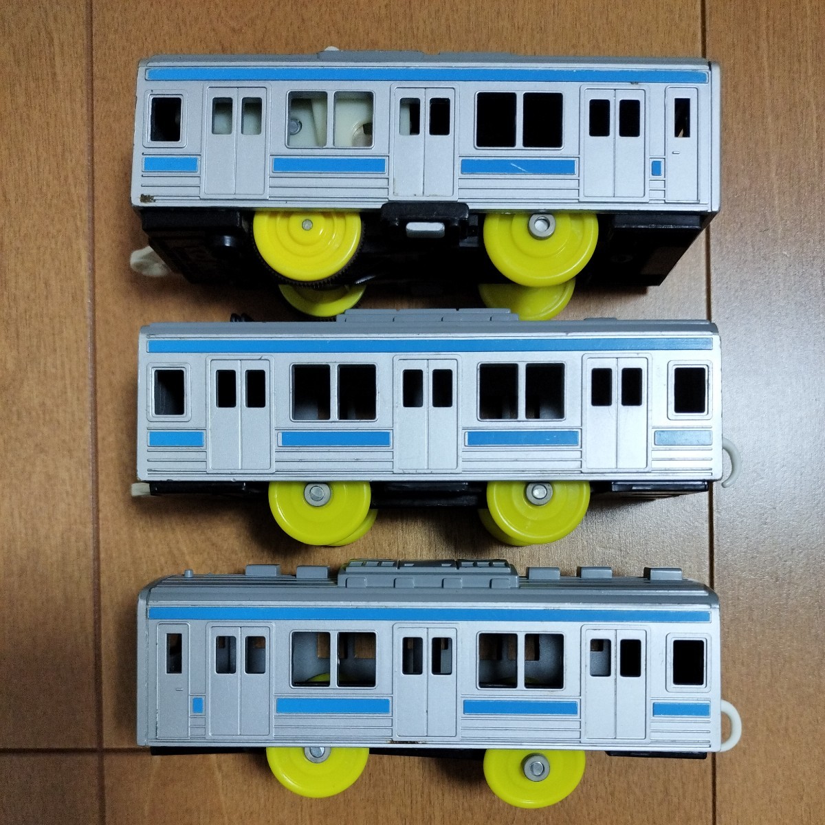 【中古品　動作確認済】⑪プラレール　205系　通勤電車　スカイブルー　3両セット　　　鉄道　トミー　JR西日本_画像2