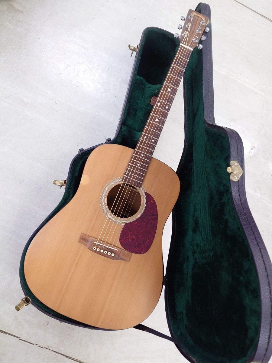 Martin D-1 2000年製 ハードケース付き！_画像1