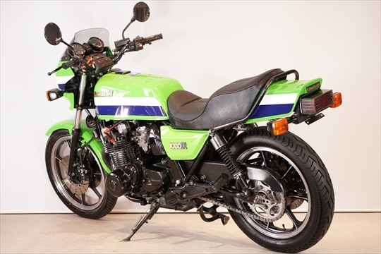 1982 год модели Kawasaki Z1100GP carburetor specification . мир 7 год 9 месяц KZT10B