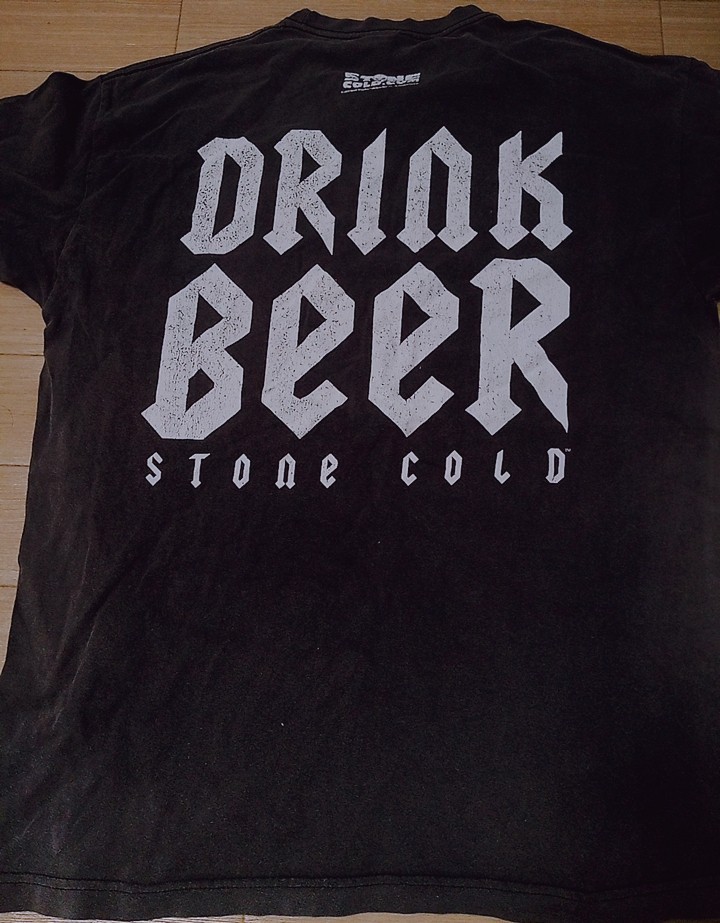 【送料無料】ストーン・コールド・スティーブ・オースチン Tシャツ Ｌサイズ WWE Stone Cold Steve Austin 希少品 レア プロレスグッズ_画像2