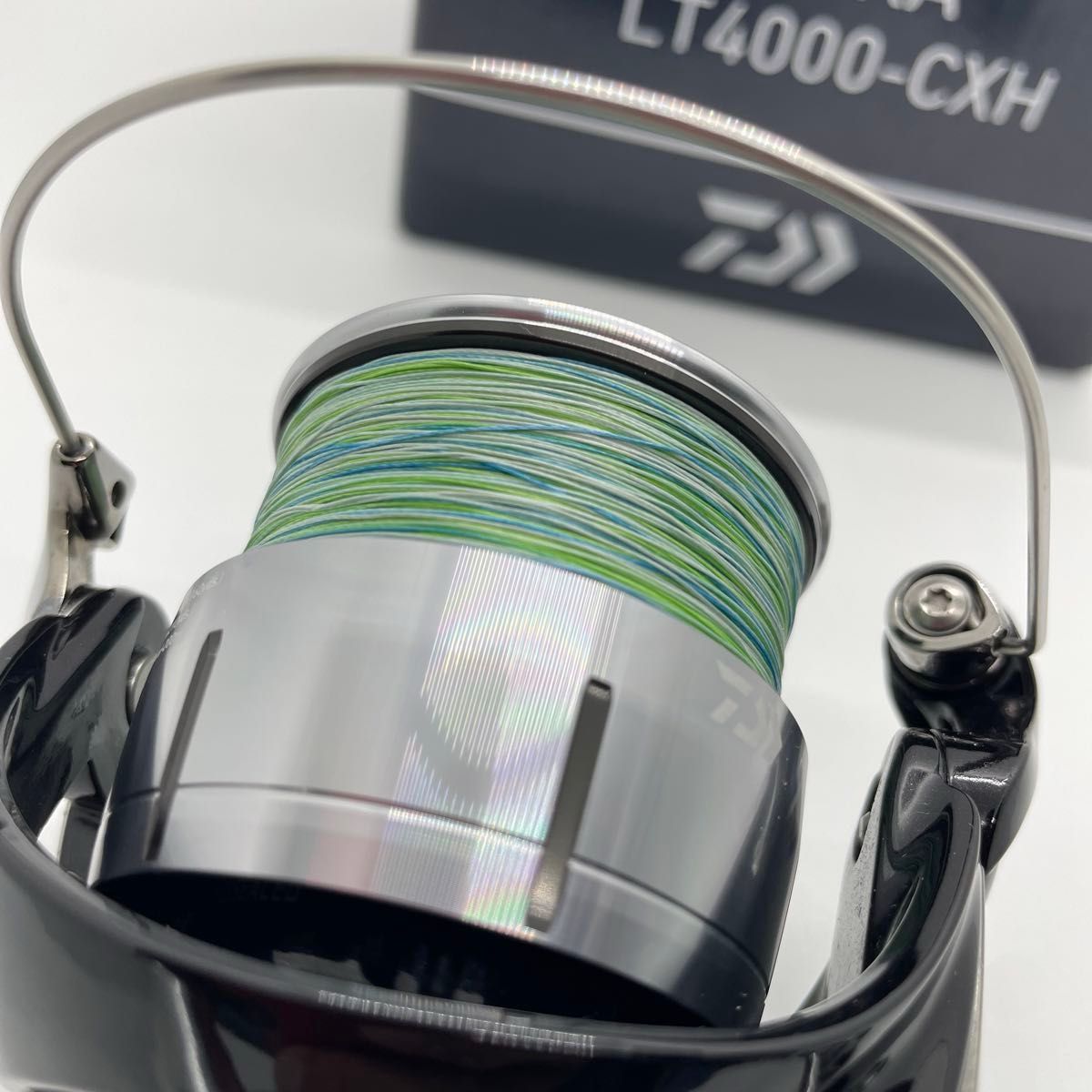 ダイワ 23レグザ LT4000CXH ハンドル リールスタンド 美品 ダイワ 23レグザ LT4000CXH ハンドル リールスタンド 美品