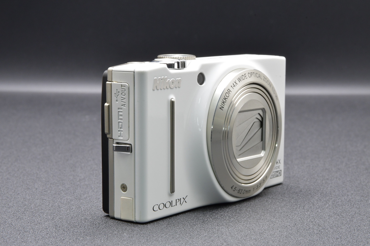 Nikon COOLPIX S8200 / 4.5-63mm F3.3-5.9 ホワイト ニコン コンパクトデジタルカメラ_画像7