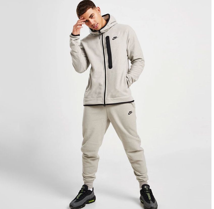 新品 XLサイズ NIKE Tech Fleece ナイキ テックフリース 定価34,650円 上下 パーカー ジョガーパンツ 厚手 フリース 裏起毛 セットアップ _画像2