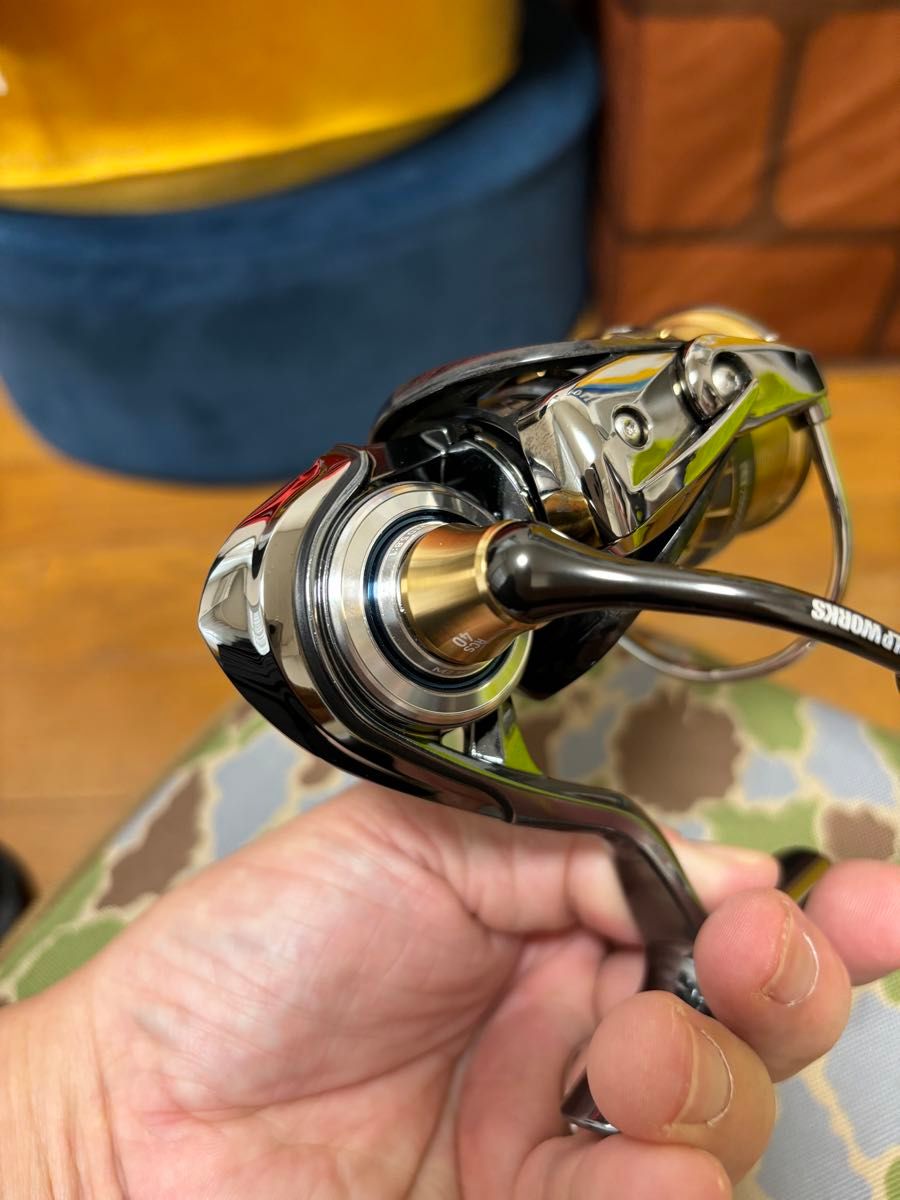 美品 18 イグジスト FC-LT2000S-H SLPカスタム ダイワ DAIWA 美品 18 イグジスト FC-LT2000S-H SLPカスタム ダイワ DAIWA