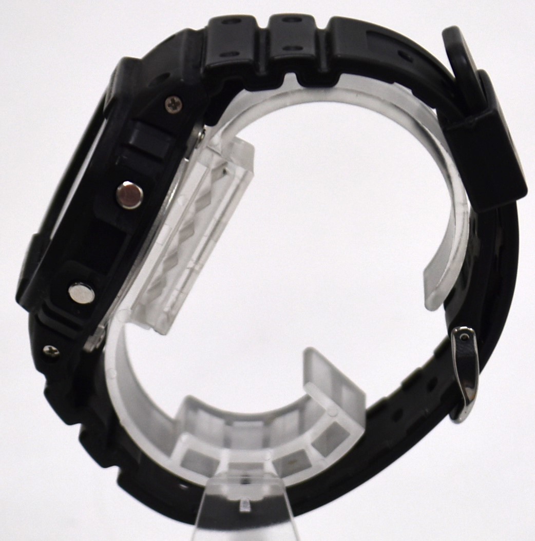 GH06 【稼働中】 ジーショック G-SHOCK カシオ CASIO 腕時計 DW5600E-1V スピードモデル キアヌ・リーヴス クオーツ 普段使い_画像4