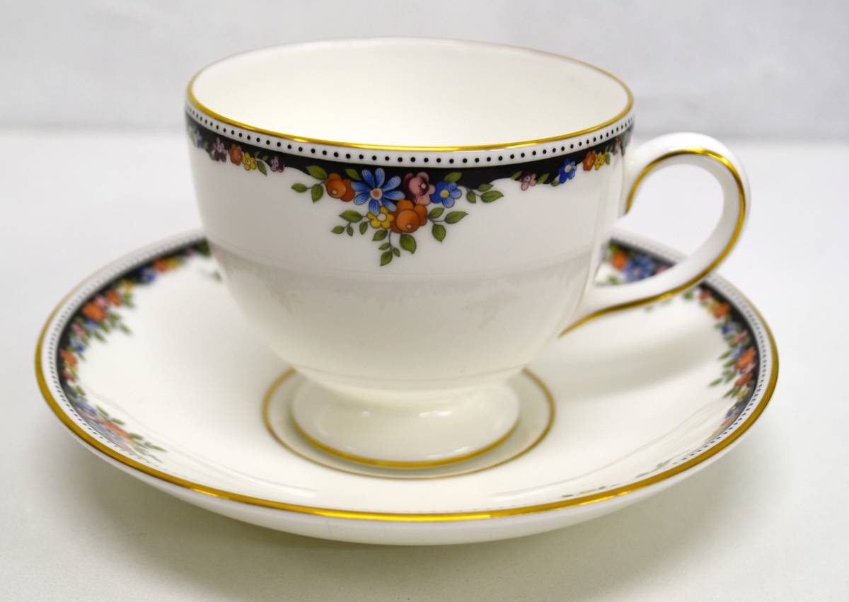 未使用 WEDGWOOD osborne ウェッジウッド オズボーン コーヒーポット カップ&ソーサー シュガーポット クリーマー 13点セット 箱なし_画像5