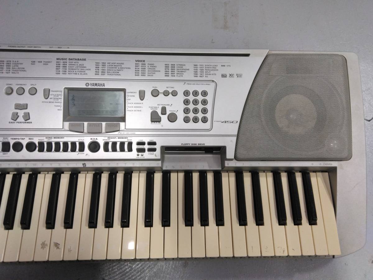 M712 棚17 現状品　YAMAHA　PSR450　電子キーボード　電子ピアノ　鍵盤楽器　1/18_画像4