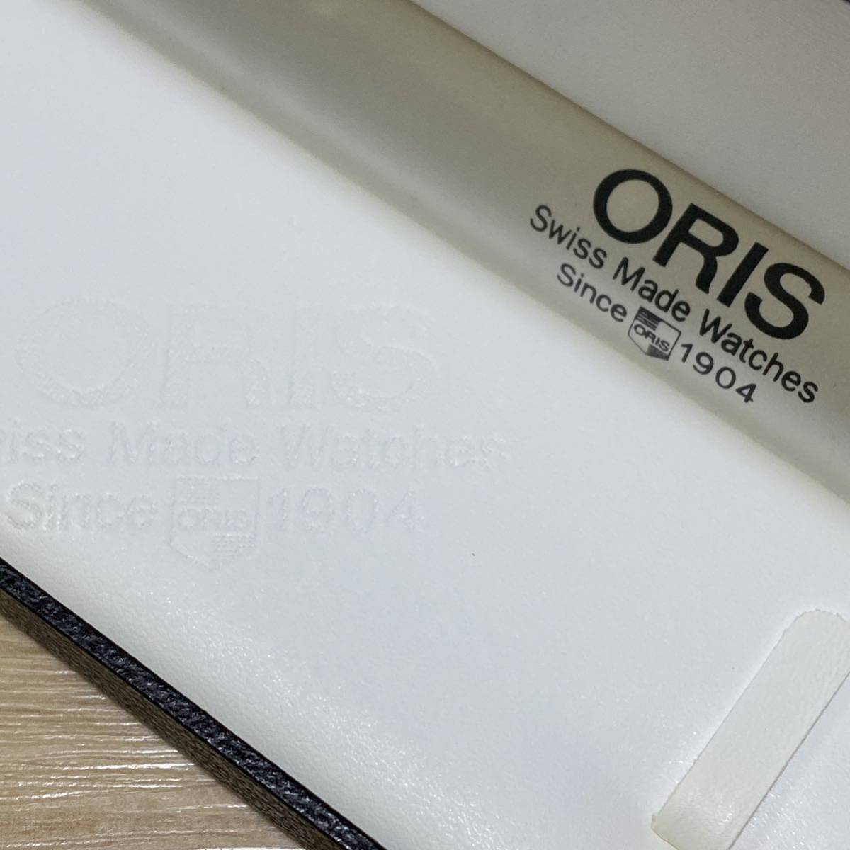 【新品・未使用】オリス ORIS腕時計ケース BOX 純正ボックス 空箱【長型】凹みアリ_画像6
