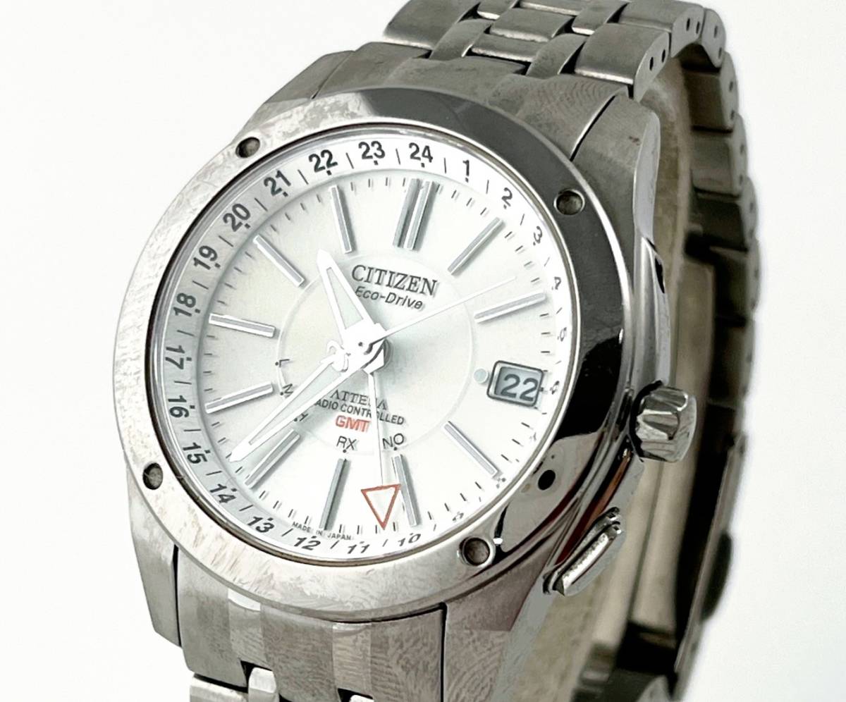 1E3★稼働★ CITIZEN シチズン ATTESA アテッサ GMT（H116-T012612）Eco-Drive チタン 電波ソーラー デイト メンズ腕時計_画像1