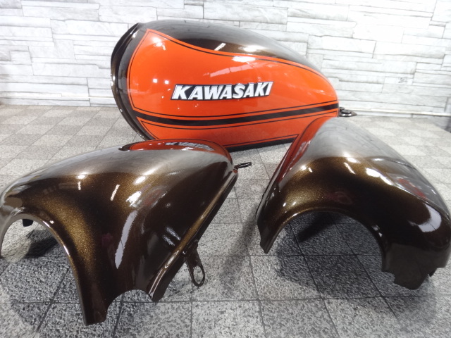 ●●０６年 Ｗ６５０＆Ｗ４００： Ｗ３前期　Ｚ２火の玉カラー 純正外装セット新品同様●●_画像1