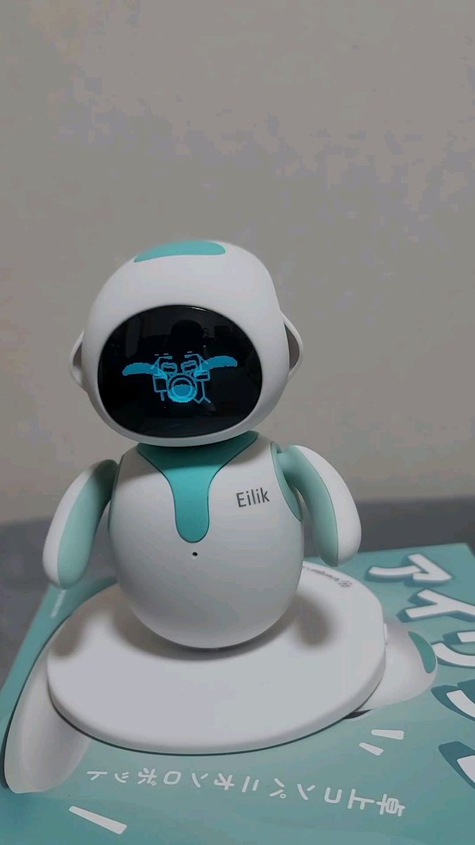 Action First アイリック Eilik 感情的知性を備えたデスクトップ Action First アイリック Eilik 感情的知性を備えたデスクトップ