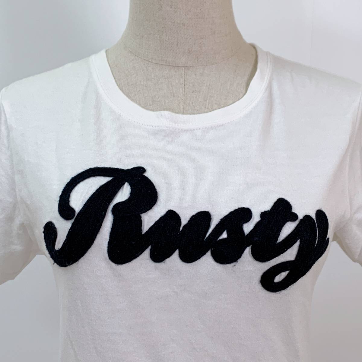 S1841 RUSTY レディース Tシャツ 半袖 キュート M ビッグロゴ 綿100% 万能 人気 シンプルデイリーカジュアル_画像5