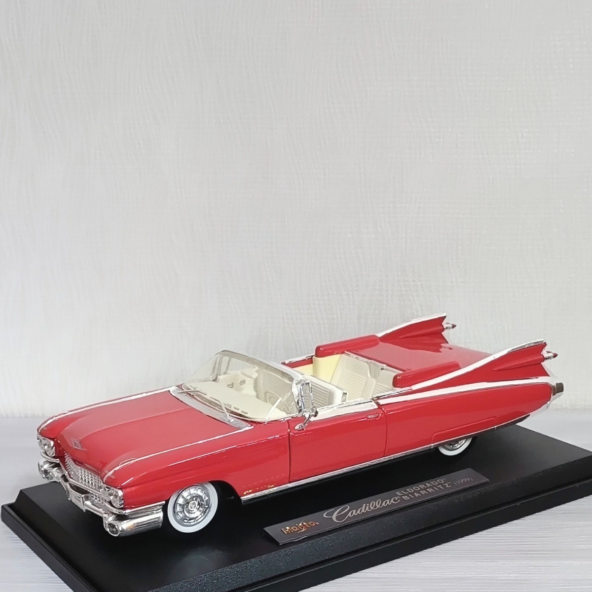 1/18 キャデラック エルドラド 1959 Cadillac ELDORADO ダイキャスト ミニカー 完成品 旧車 クラシック アメ車 アメリカン 雑貨_画像2