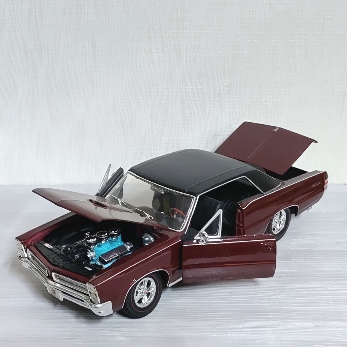 キディカー クラシック ポンティアック Yahoo!オークション - 1/18 ポンティアック GTO 1965 旧車