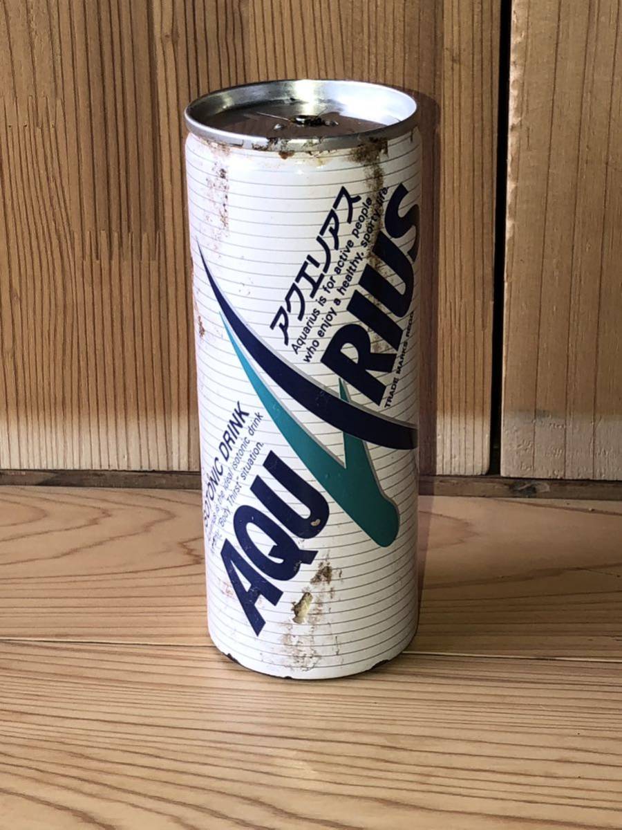 新品　未開封　当時物　缶ジュース　vintage retoro 昭和レトロ　飲めません　Aquarius アクエリアス　コカコーラ　250ml 蒸発有_画像1