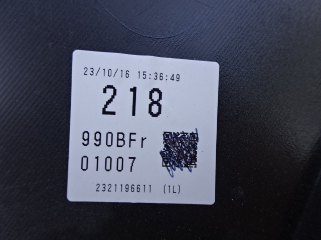 トヨタ 新型プリウス ６０系 フロントバンパー 黒系 カラー番号218 52119-47B70/B80/B90/C00の画像10