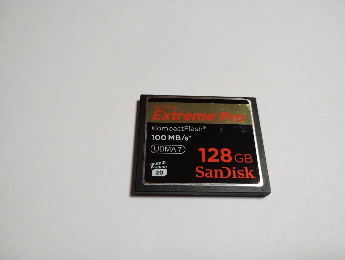 ちょい凹み有り　128GB　SanDisk　Extreme Pro　CFカード　フォーマット済み　メモリーカード　コンパクトフラッシュカード_画像1