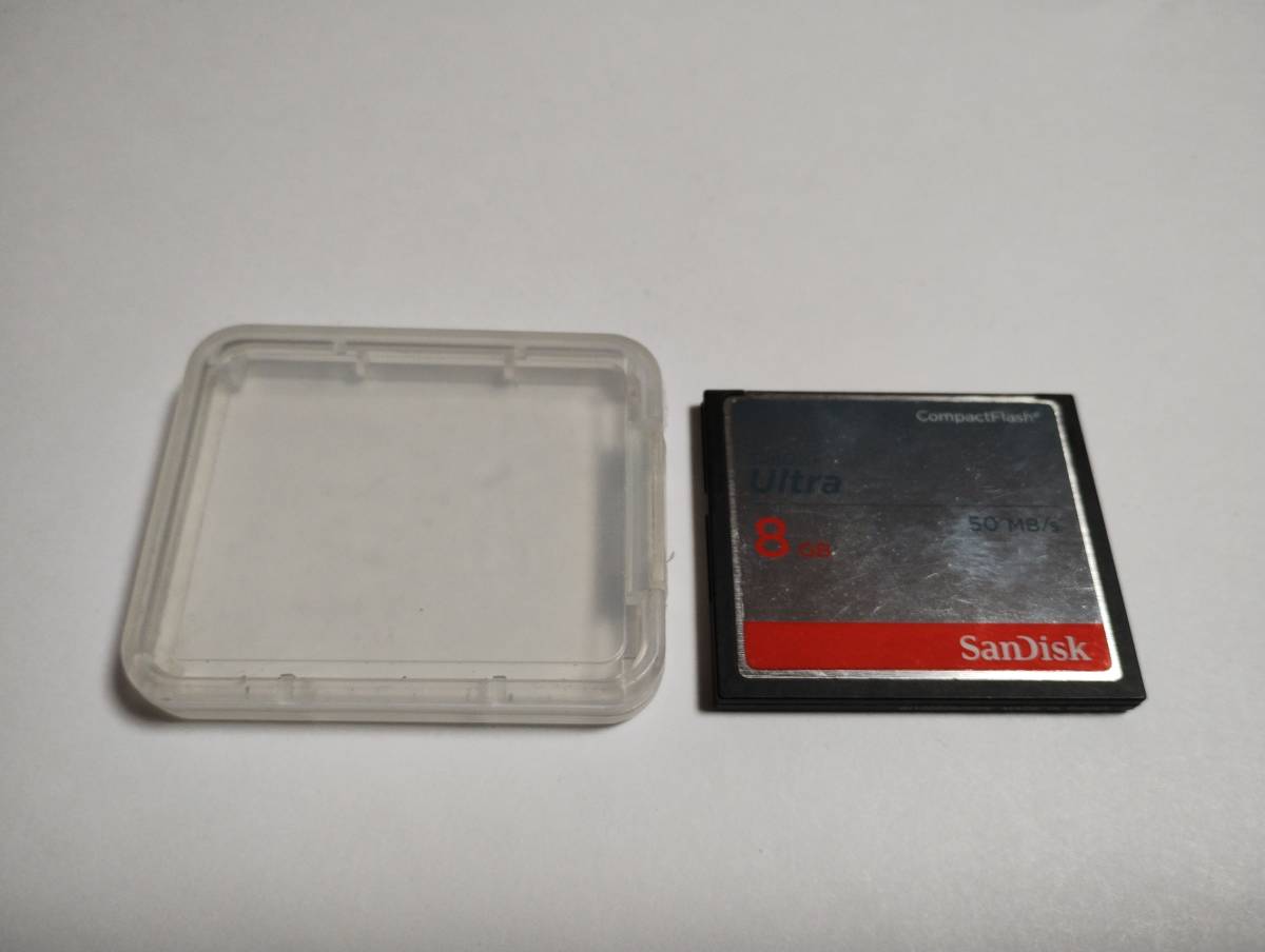 ケース付き　8GB　SanDisk　Ultra　CFカード　フォーマット済み　メモリーカード　コンパクトフラッシュカード_画像1