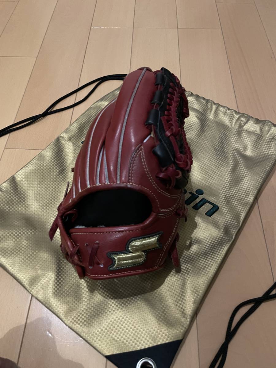 9030円 プロブレイン 硬式内野手用 ワインレッド 限定日本製 9030円 プロブレイン 硬式内野手用 ワインレッド 限定日本製