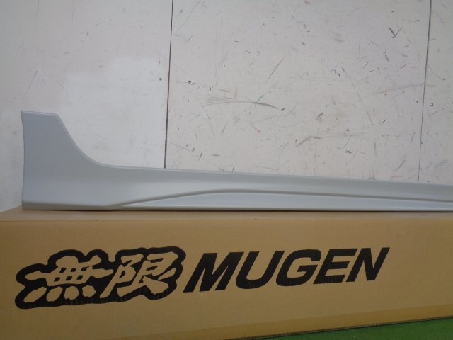 342685　HONDA　フィット　GK3　右サイドスポイラー　無限　70219-XMK-K0S0-ZZ　MUGEN_画像2