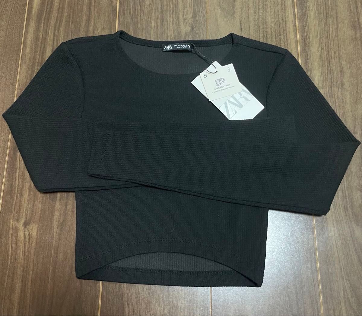 新品　ZARA / 薄手ニット 薄手セーター ニットセーター 長袖 クロップ丈 カットソー ザラ　リブ