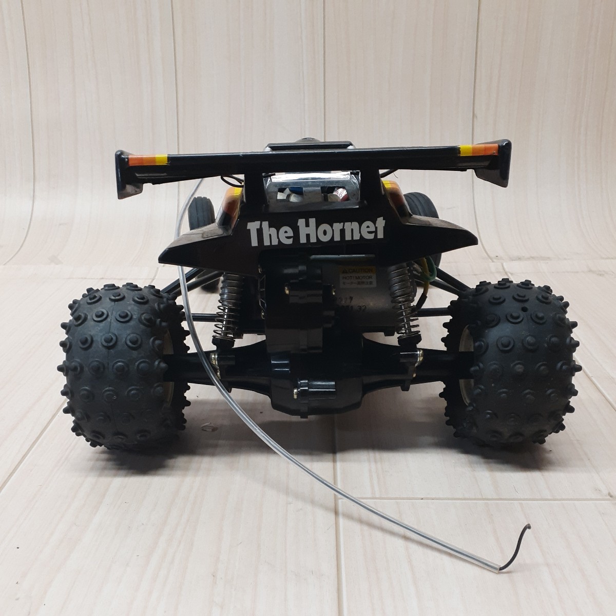 s-1 TAMIYA タミヤ THE HORNET ホーネット 電動 RCレーシングバギー 組立済 ラジコン カー コントローラー セット ホビー ジャンク _画像5