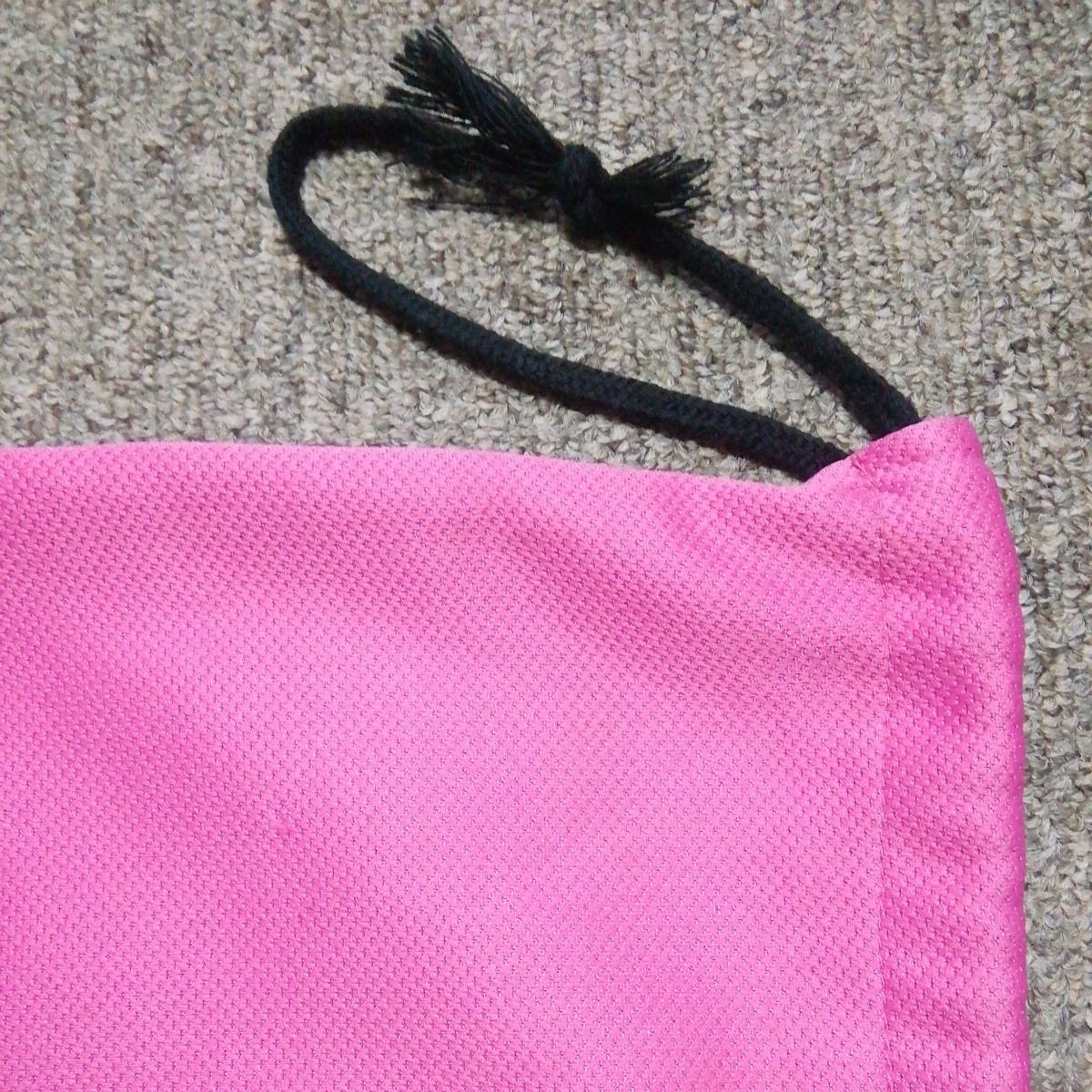 ★【中古品】ASICS(アシックス) 巾着袋(シューズバッグ) サイズ、約38㎝×約35㎝ ピンクの画像6