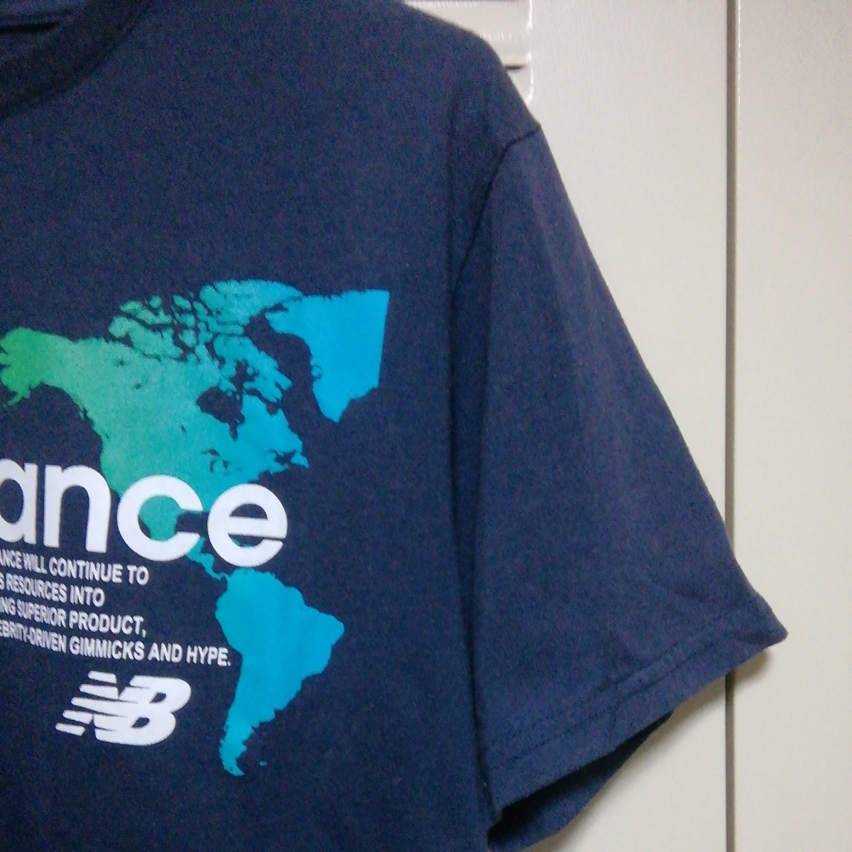 ★【古着】new balance(ニューバランス) 半袖 Tシャツ Mサイズ 紺(ネイビー) プリントの画像4