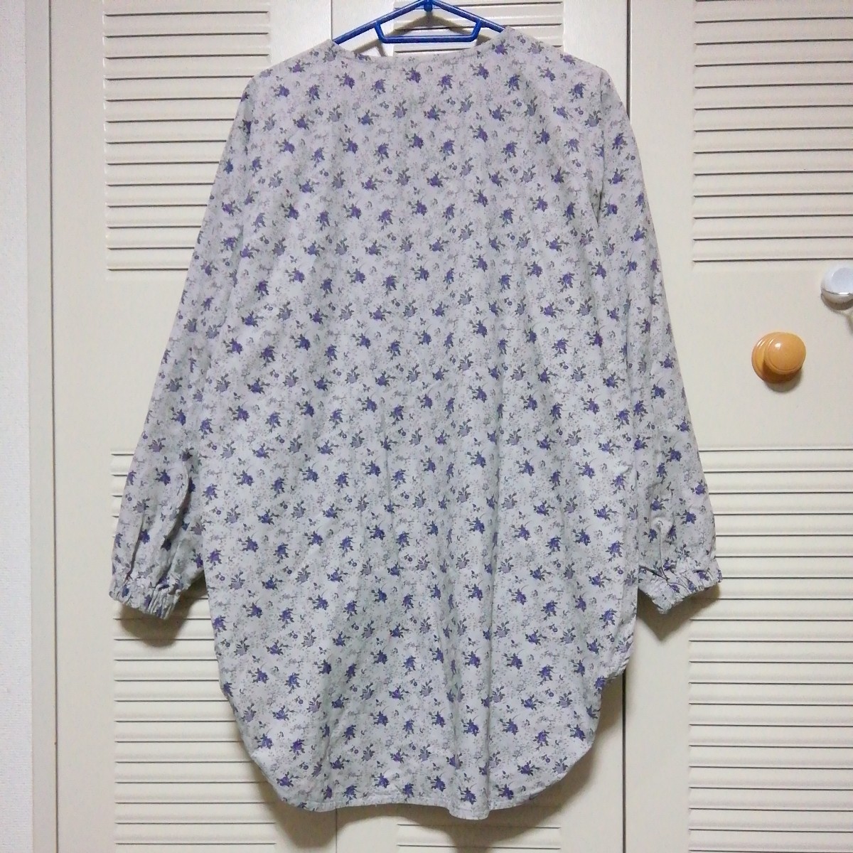 *[ old clothes ] break up . put on (.....) gray series floral print corduroy tag attaching 