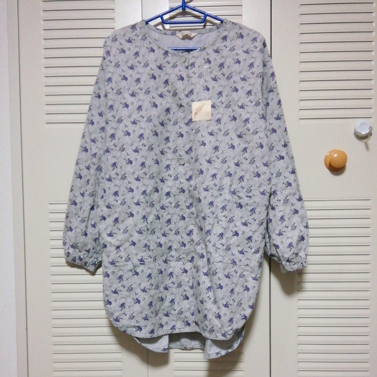 *[ old clothes ] break up . put on (.....) gray series floral print corduroy tag attaching 