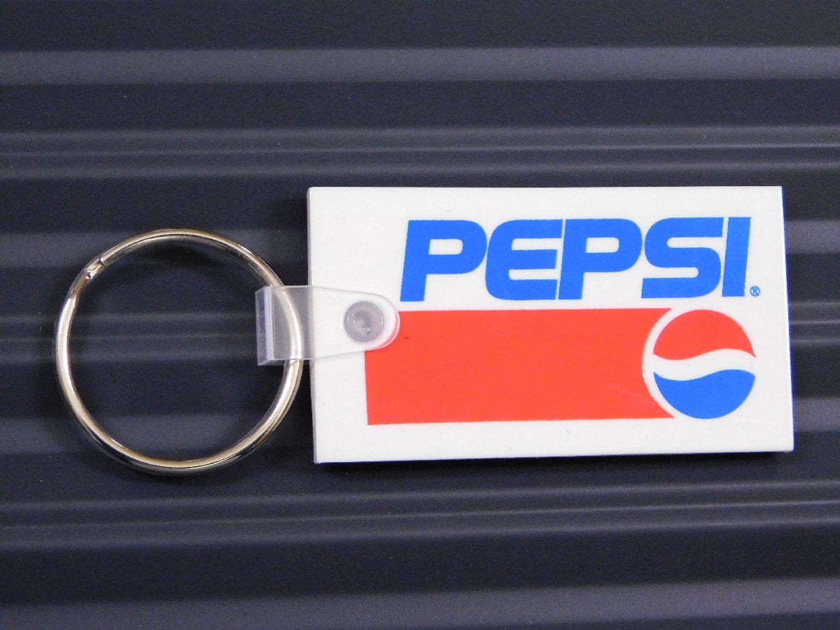 【ＰＥＰＳＩ・ペプシ】※《ラバーキーホルダー》　９１～９６年代ロゴ　アメリカン雑貨　キーリング_画像2