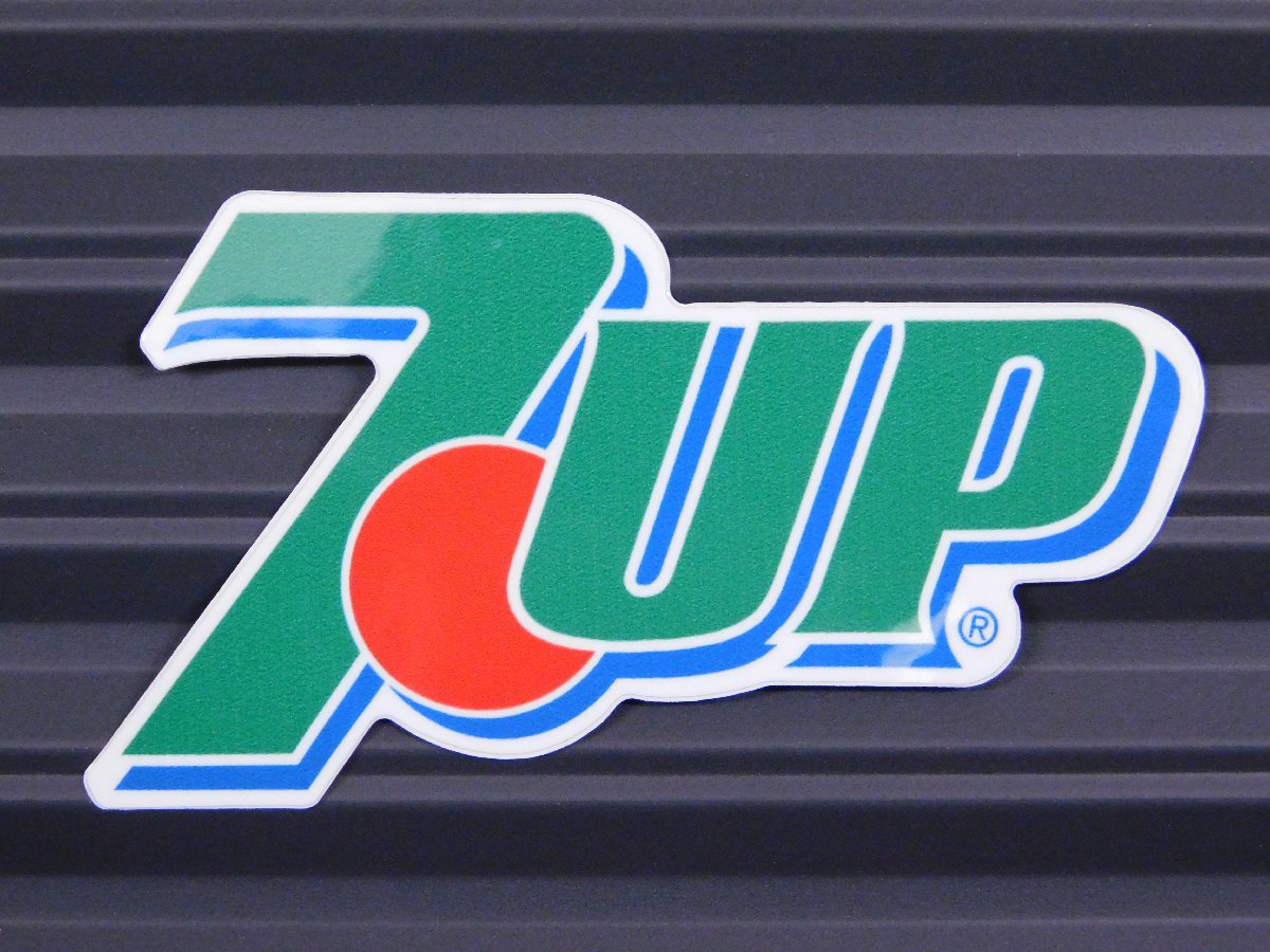 【７ＵＰ・セブンアップ】※《ロゴステッカー／サイズ55×86mm》　８７～８９年代ロゴ　アメリカン雑貨　ドリンク　ステッカー_画像2