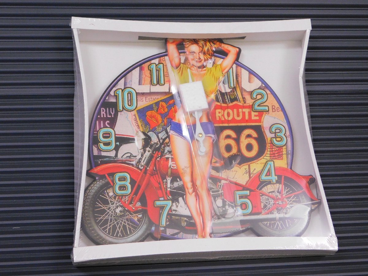 【Sexy Girl】※《アンティークエンボスクロック・ROUTE66》　アメリカン雑貨　ブリキ看板　メタルサイン　時計　R66_画像2