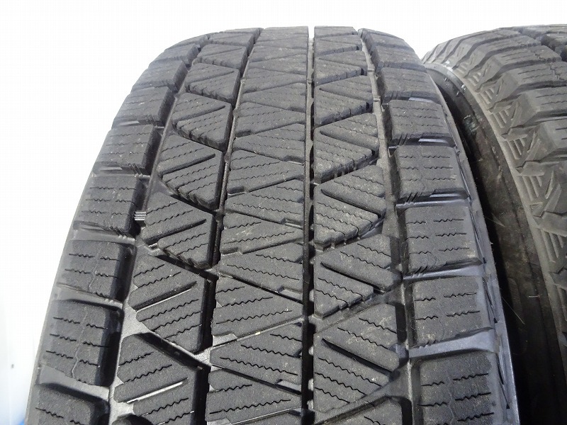 ブリヂストン BLIZZAK DM-V3 225/60R18 100Q★8.5分山 在庫処分 4本価格 スタッドレス【福島発 送料無料】FUK-D13293★冬_画像2