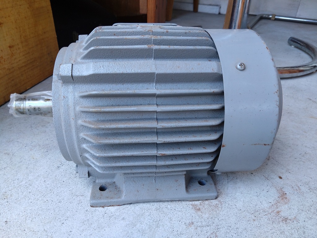 T1686 三菱電機 MITSUBISHI SUPER LINE SF-E 4POLE モーター T1686 三菱電機 MITSUBISHI SUPER LINE SF-E 4POLE モーター