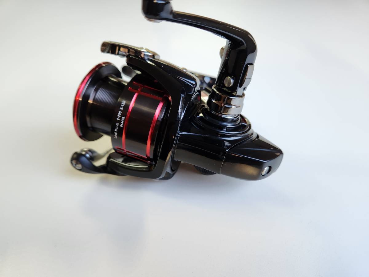 ■　ダイワ　DAIWA　19　シグナス　2500H-LBD　BITURBO　１回使用美品　■_画像5