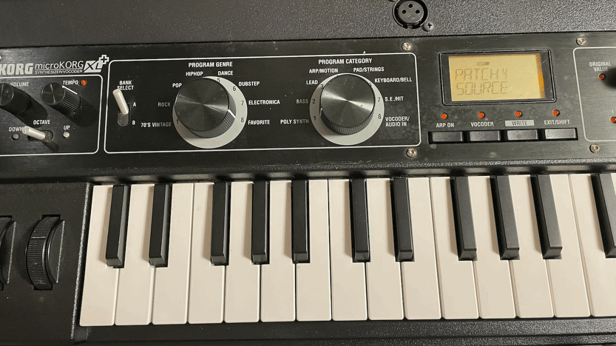 KORG Korg microKORG XL+ analogue mote ring synthesizer 