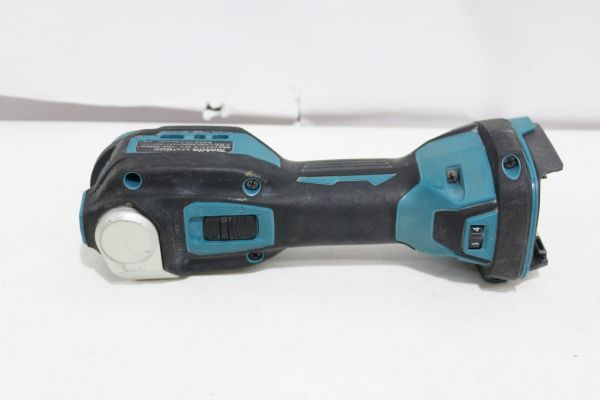 H707H 098 Makita マキタ 18V 充電式マルチツール TM52D 本体のみ 現状品 ジャンク_画像2