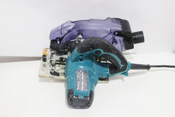 H713H 098 Makita マキタ 125mm 防じん丸のこ KS5100F 本体のみ 現状品 ジャンク_画像3