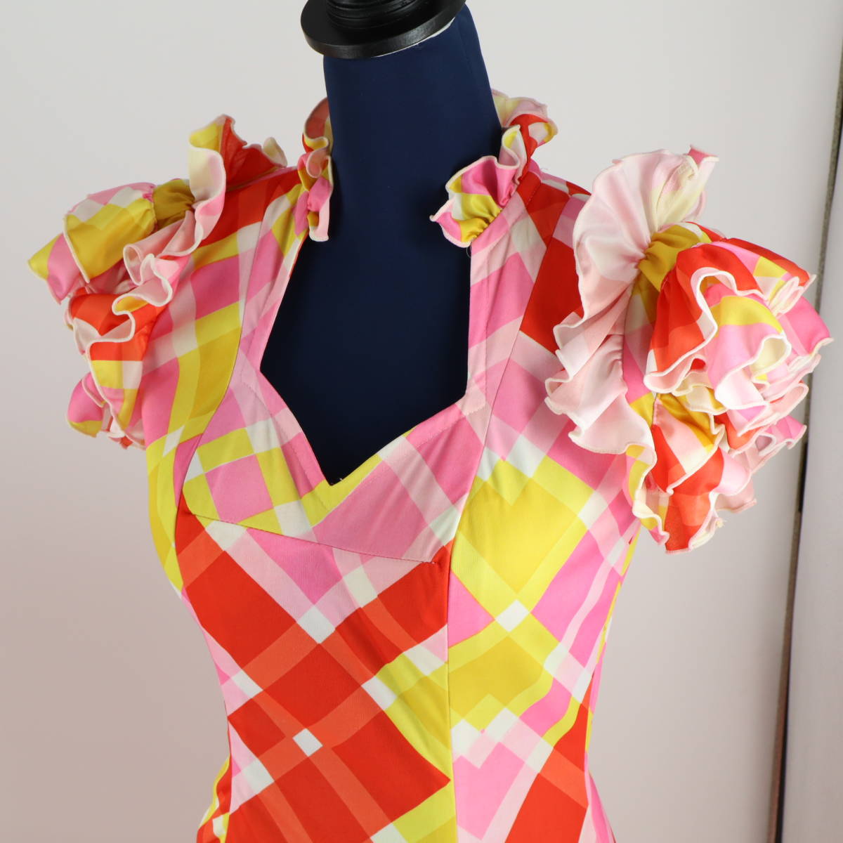 [ free shipping ][ beautiful goods flamenco costume ]... multicolor pattern × shoulder frill dress . pad attaching on a grand scale spread hem Flamenco tango 