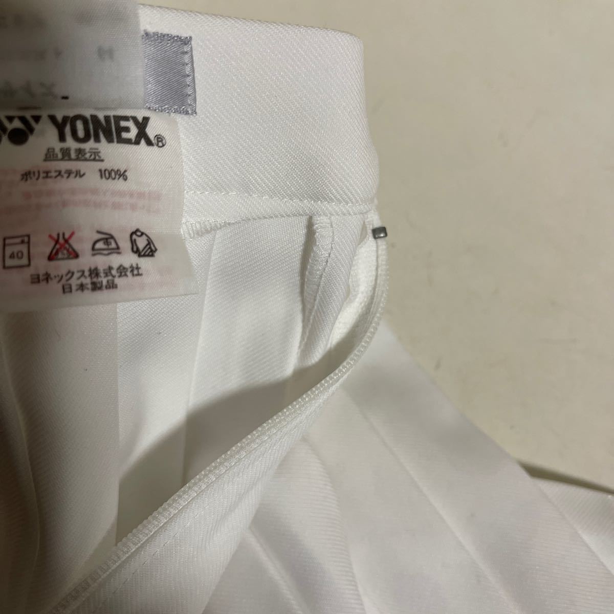 新品　　ヨネックス　YONEX 　プリーツ　スコート　　サイズ　64_画像6